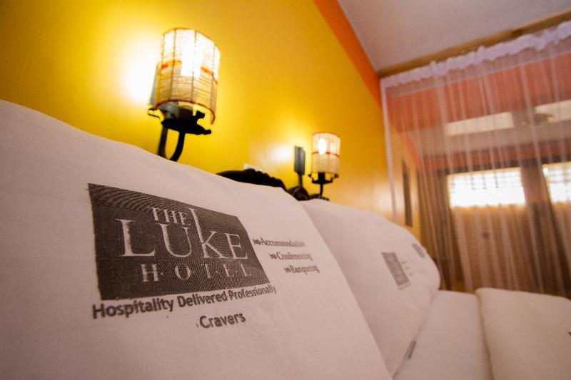The Luke Hotel - Cravers Thika Buitenkant foto